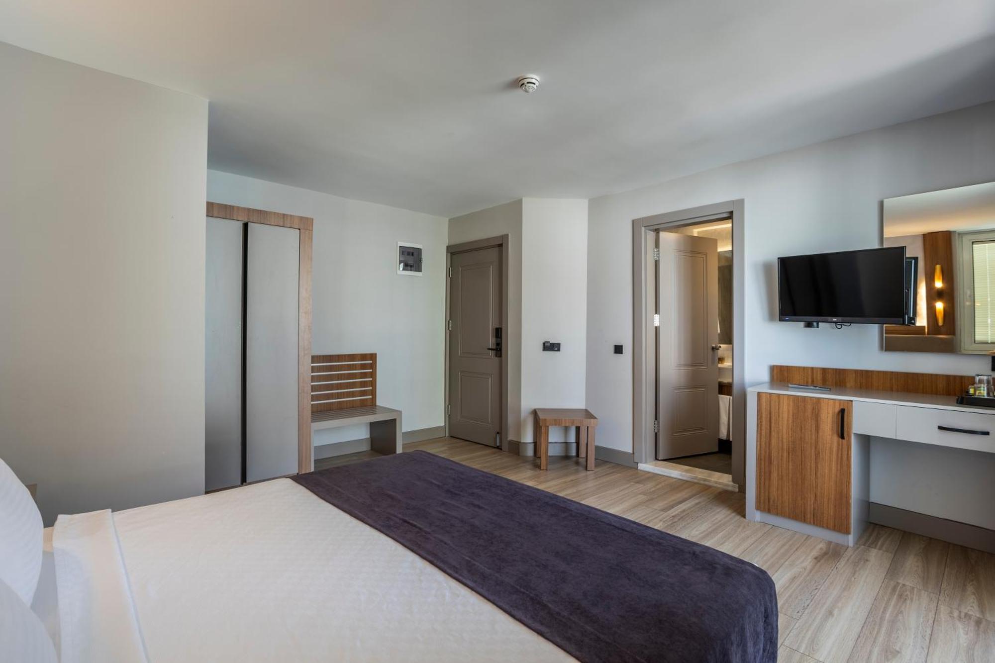 Simena Comfort Hotel Kemer Luaran gambar
